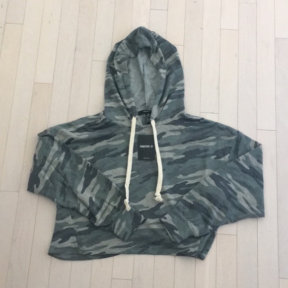 Forever 21 camo sweatshirt - Picture 2 of 4